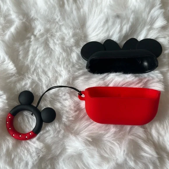 Mickey Mouse Airpod Pro Case - Picture 2 of 2